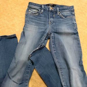 Bebe Nina mid rise skinny jeans (size 25)